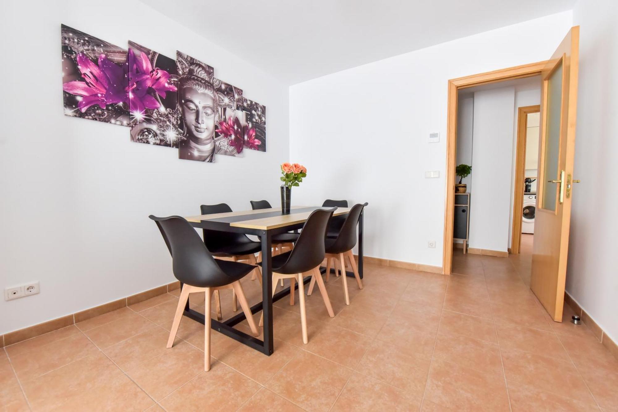Apartment New Premium - Free Parking & Pools *