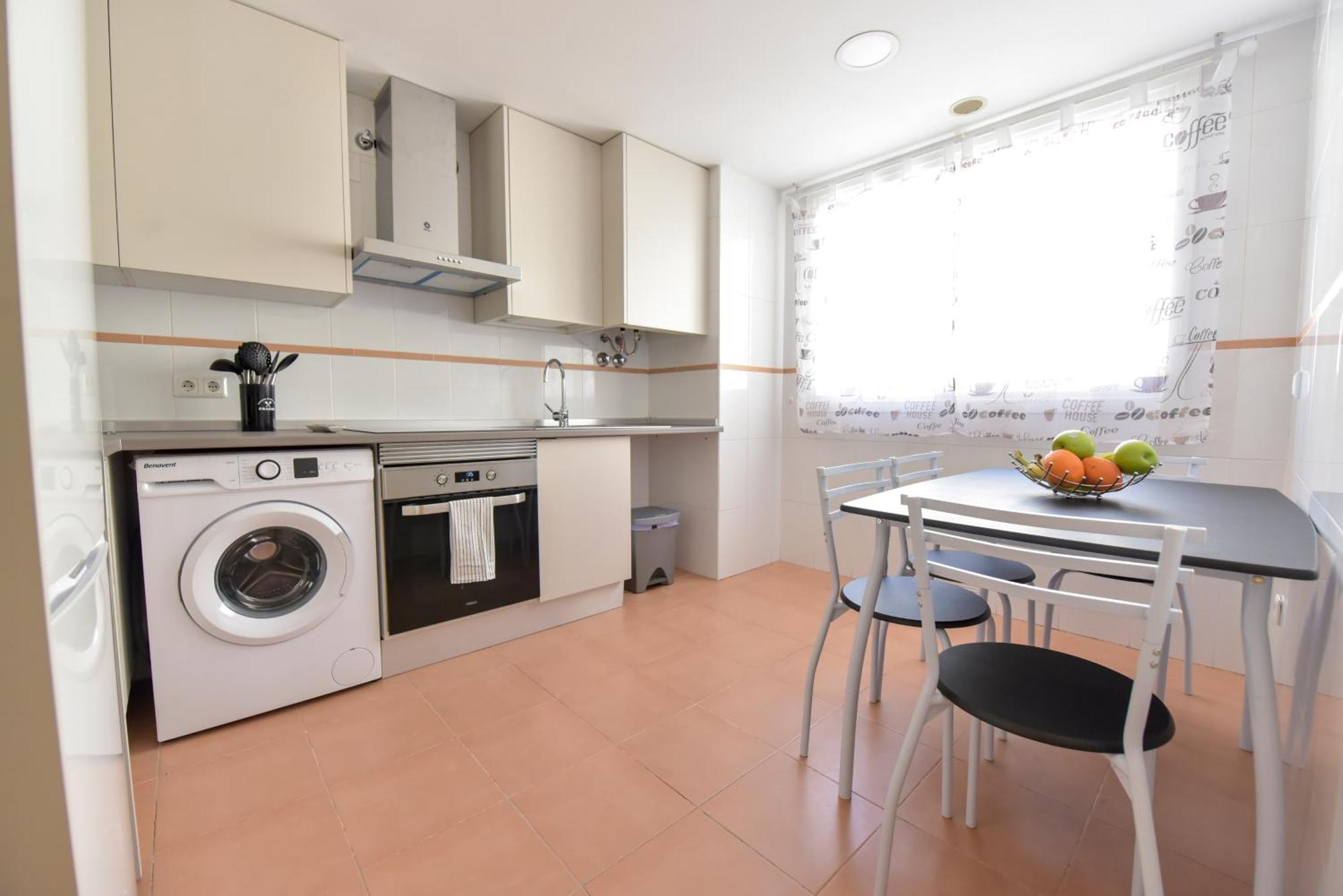 Apartment New Premium - Free Parking & Pools
