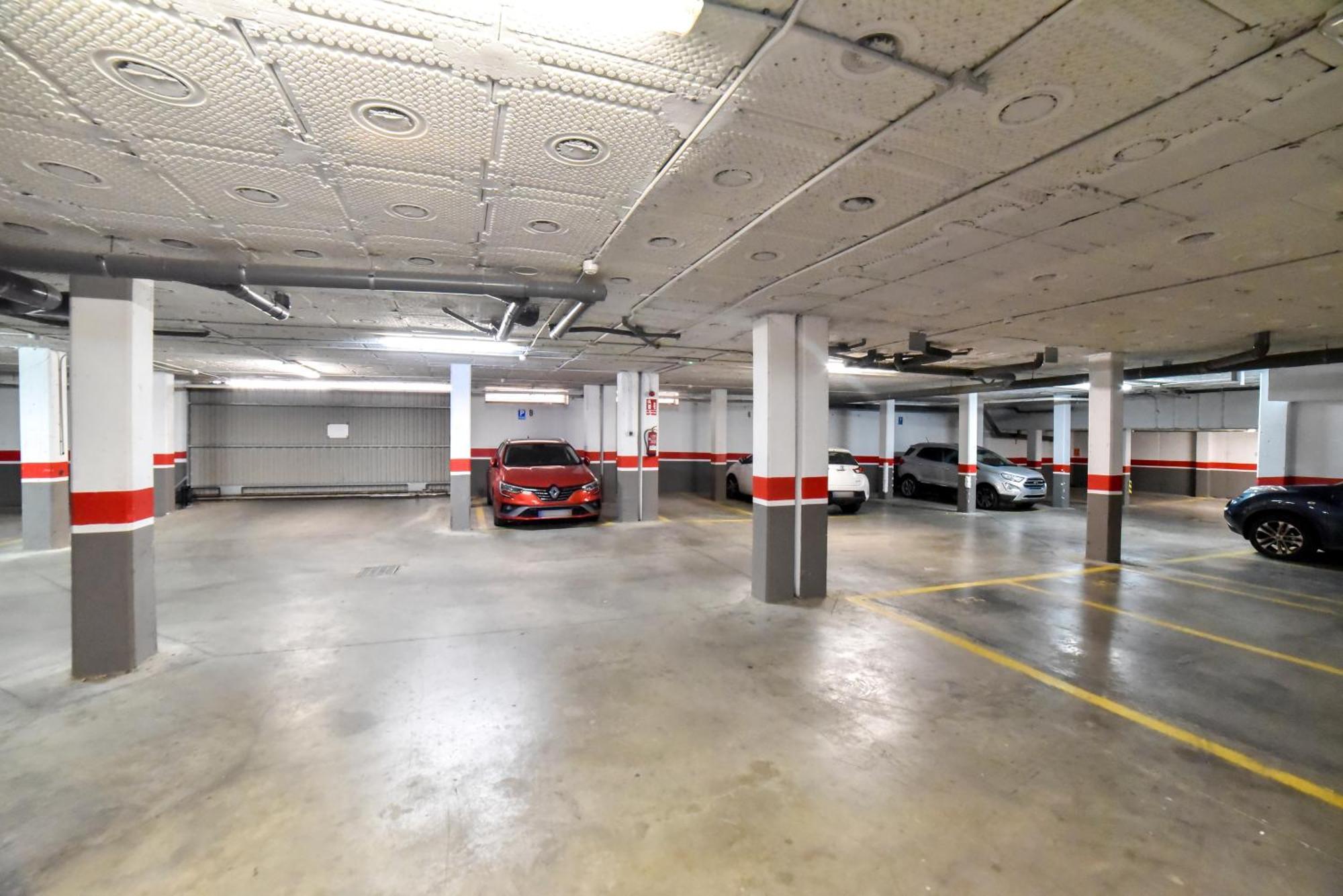 New Premium - Free Parking & Pools La Algaba